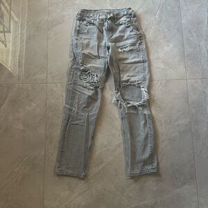 AMERICAN EAGLE GREY LOW RISE RIPPED JEANS